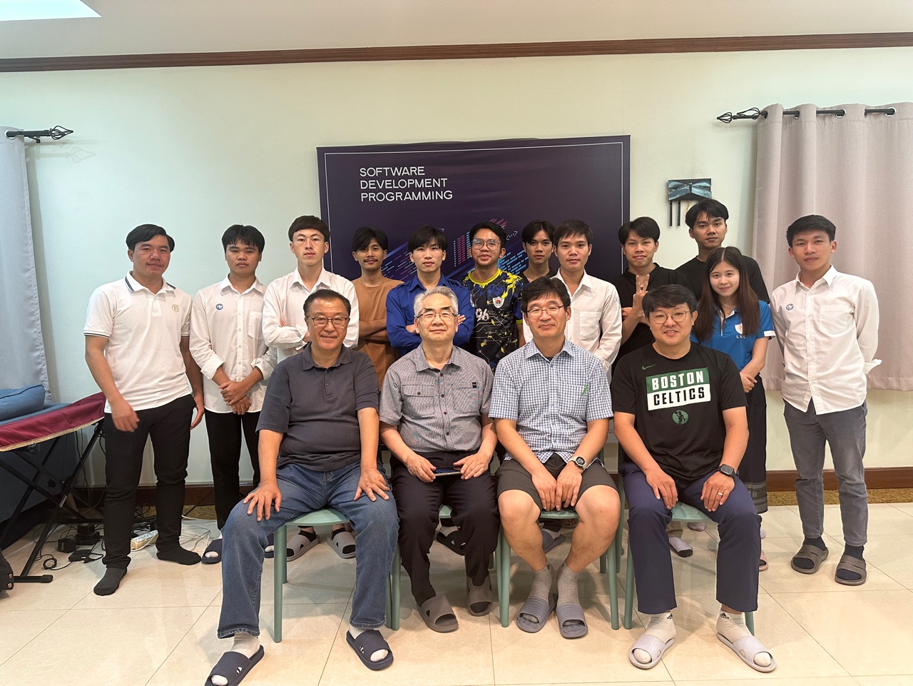 ETRI Dr. Oh Hyeon-seo and Chief Researcher Ryu Cheol gave a special lecture at iATER.